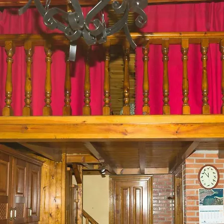 Casa De Aldea La Quintana * بولا دي سوميدو