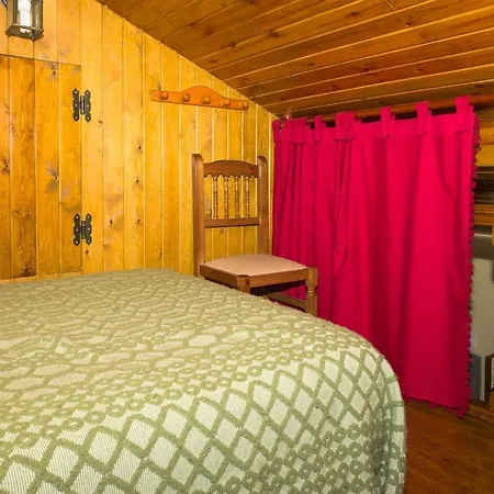 Casa De Aldea La Quintana منزل ريفي